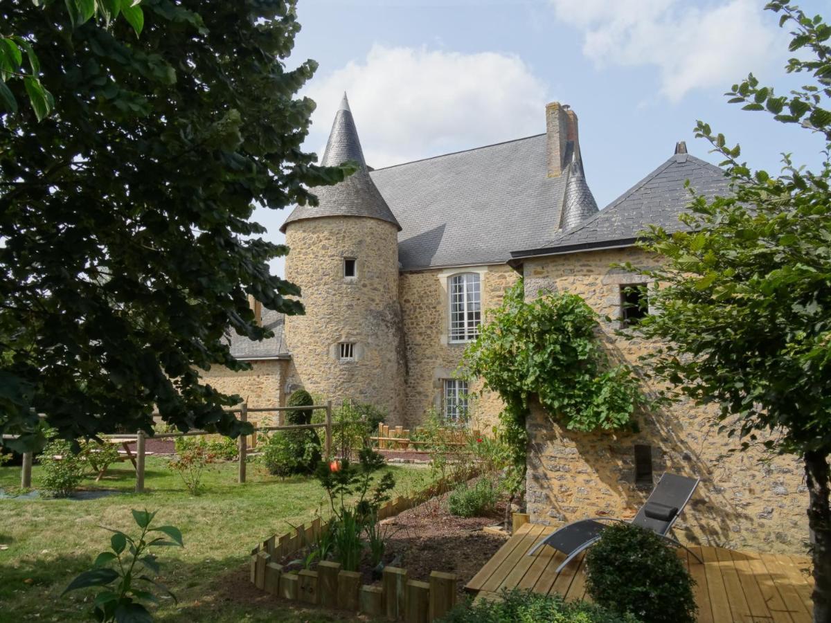 Manoir De La Grand'Cour Bed & Breakfast Soulgé-sur-ouette Dış mekan fotoğraf