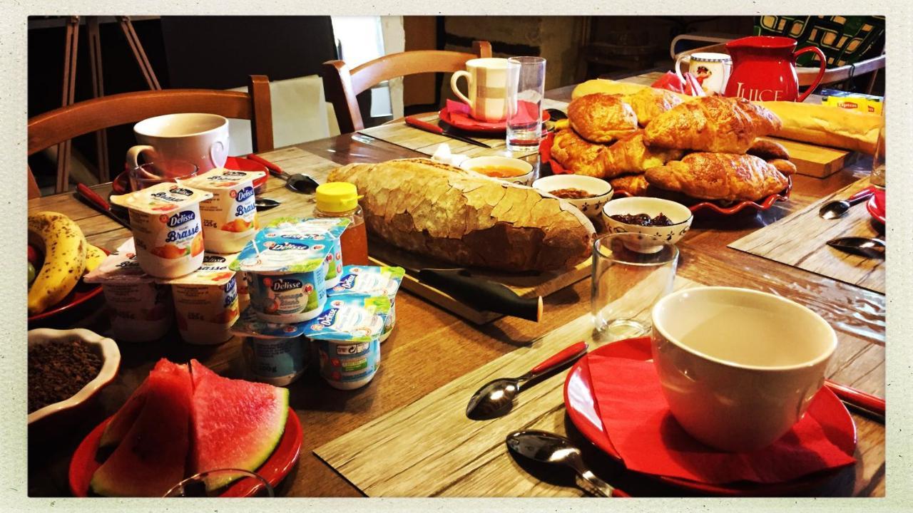 Manoir De La Grand'Cour Bed & Breakfast Soulgé-sur-ouette Dış mekan fotoğraf
